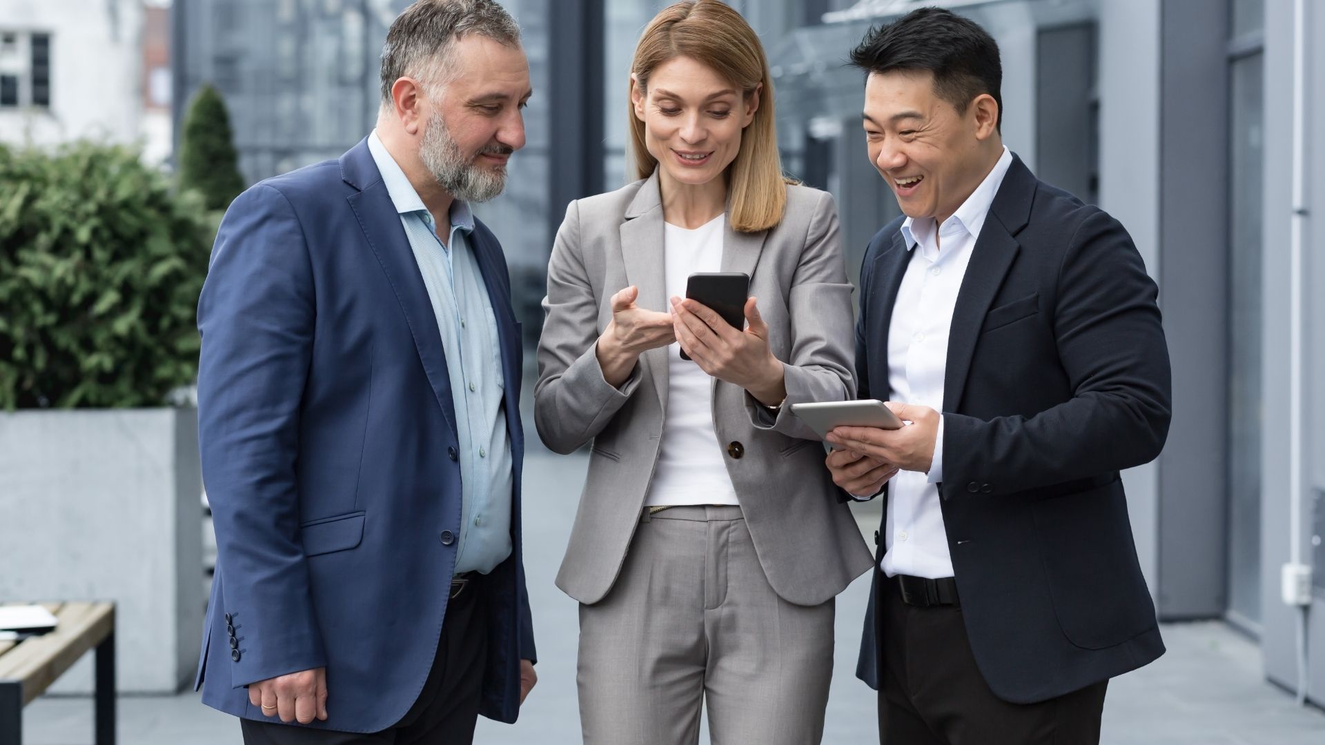 Enterprise Mobility in 2025: Rethinking Connectivity for a Distributed Workforce